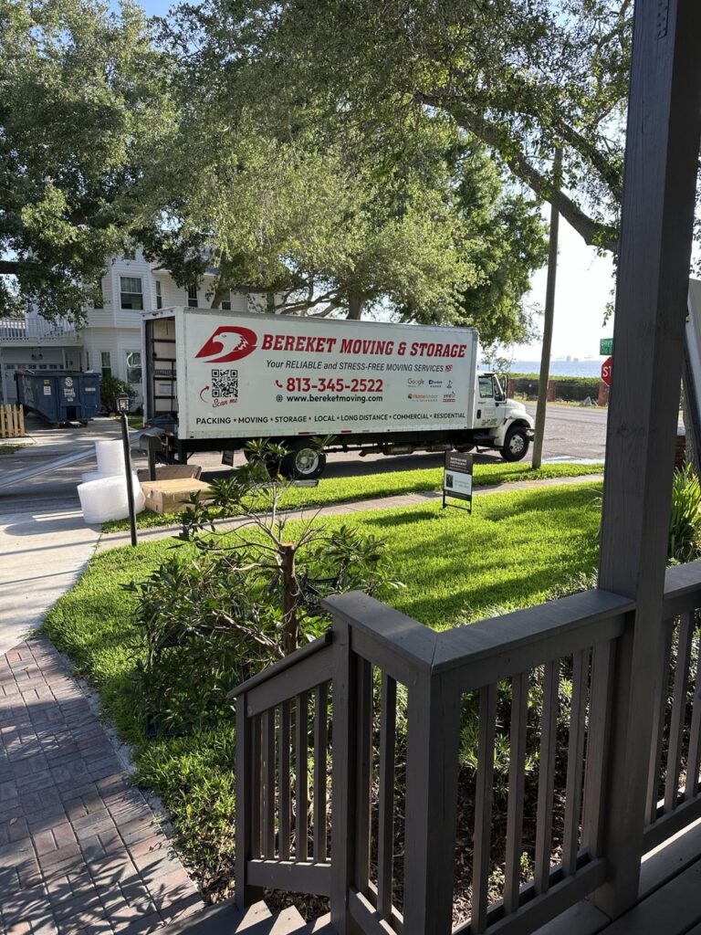 Bereket Moving and Storage team during a residential move in South Tampa