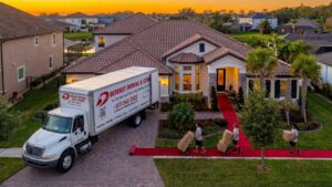 Tampa movers providing local and long-distance moving services in Downtown Tampa, South Tampa, and Bayshore areas 33602 33606